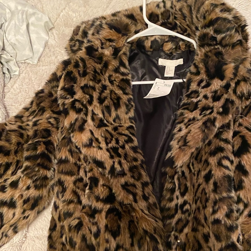 Brand new with tags H&M Faux Fur Cheetah Coat
